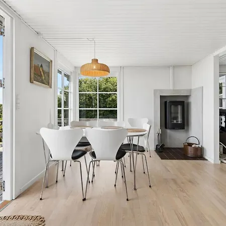 Fabine - 50m From The Sea By Interhome Tatil Evi *