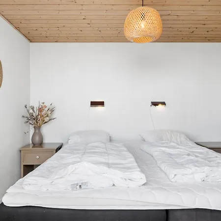 Fabine - 50m From The Sea By Interhome *