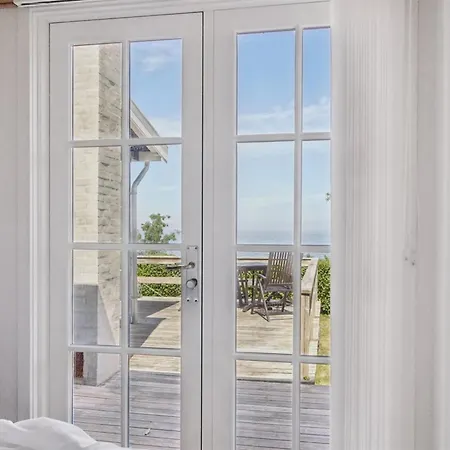 Fabine - 50m From The Sea By Interhome Tatil Evi